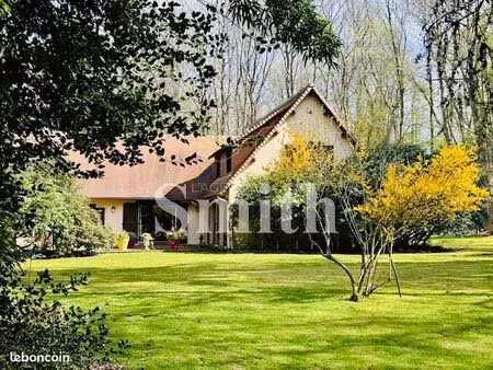 maison 7 pièces 223 m²