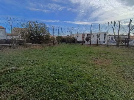 vente terrain 580 m² à royan (17200)  180 000 €