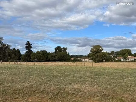 terrain 612 m² l hermenault