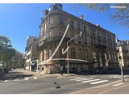 appartement 4 pièces 104 m²