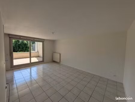 t3 69 m² avec grande terrasse + garage – sassenage