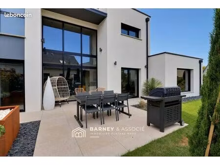 maison 6 pièces 155 m²