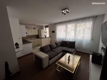 a louer appartement meublé 46 m2 villeurbanne limite villeurbanne