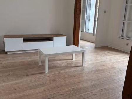 jolie t2 45m2 centre ville refait a neuf