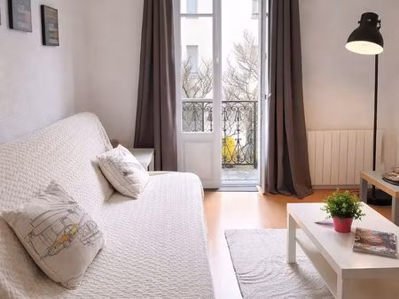 24m2 meublé balcon