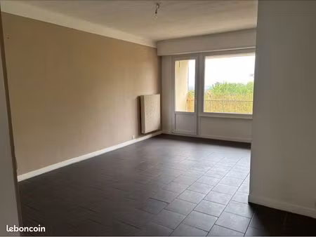 ? à louer – grand t5 de 105 m² | frontière luxembourg & belgique