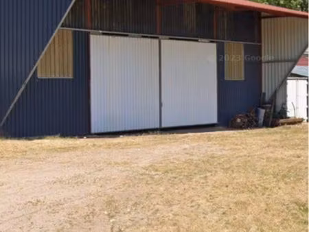 emplacement de camping car couvert