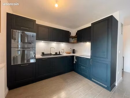 2 pièces meublé 46 m² – métro 8 créteil université – parking + balcon