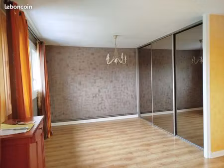 appartement lumineux t2 à louer – résidence calme et sécurisée