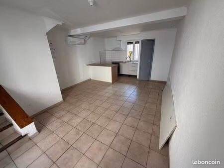 maison de village t3 48m2 sans extérieur