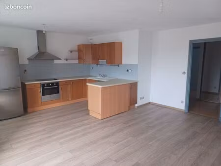 appartement - 3 pièces- 69m2- centre