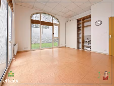 vente locaux professionnels 3 pièces 50 m² à vitre (35500)  125 000 €