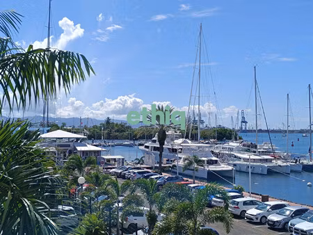 appartement vue mer : la marina du gosier 82 m²