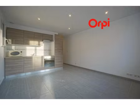 location appartement 3 pièces 51 m² à bernay (27300)  605 €