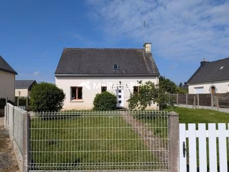 maison familiale centre ville de guer 107 m² hab sur 635m² de terrain clos - garage