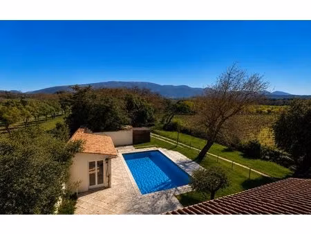 maison de caractère xixe – 250 m² – vue exceptionnelle sur le mont ventoux – proche taulig