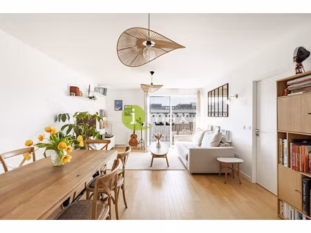 clichy - 4 pieces balcon - 645 000€ fai