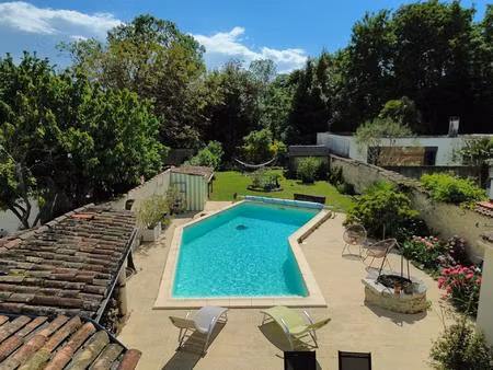 maison de caractère – centre bourg – piscine – garage - aucun travaux