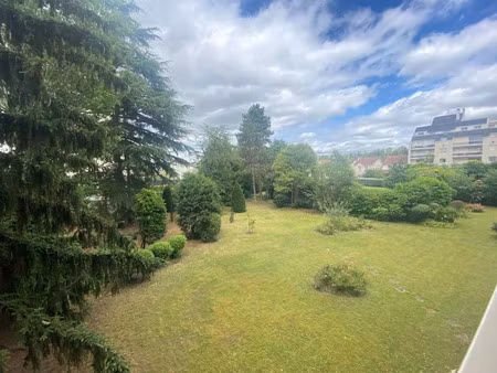 location meublée appartement 1 pièce 17 m² à la varenne saint hilaire (94210)  735 €