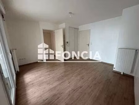 location appartement 2 pièces à nantes bottière - chénaie (44000) : à louer 2 pièces / 42m