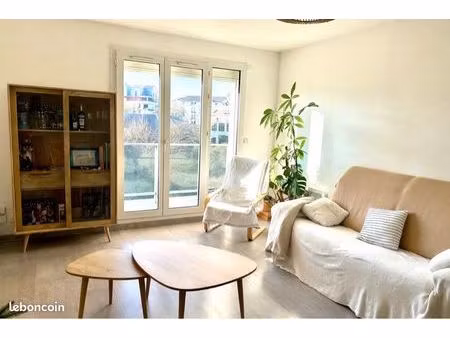 appartement t3 lumineux