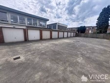 garagebox te koop – inrit naast gemzenstraat 39