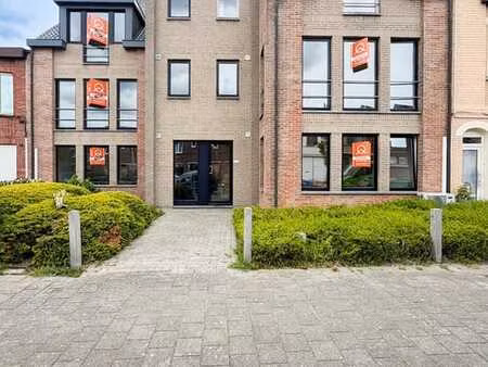 instapklaar duplex-appartement wondelgem!