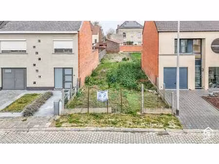 perceel grond te koop te denderleeuw voor gesloten bebouwing