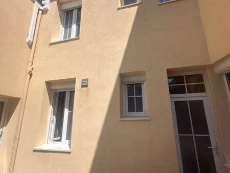 [vente ou échange] immeuble de 4 appartements - plein centre-ville