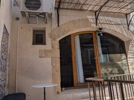 studio étudiant intra muros avignon