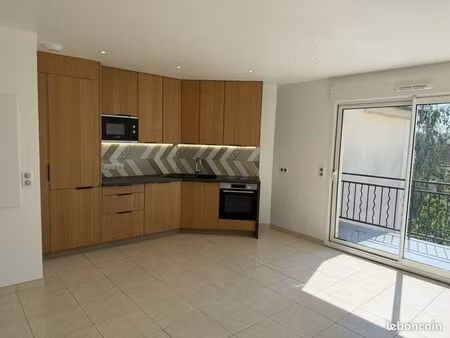à louer – appartement 43 m² entièrement refait à neuf