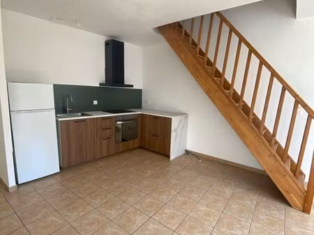 location en vide appartement t2 le gua