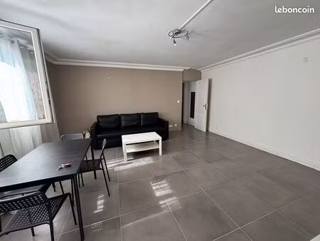 appartement 1 pièce 51 m²