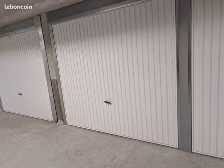 box fermé 2.5 x 5.3 m