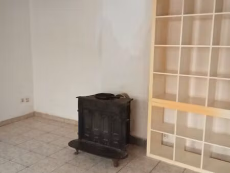 maison avec une cour a louer