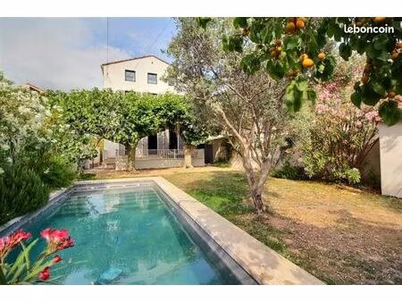 maison 10 pièces 268 m²