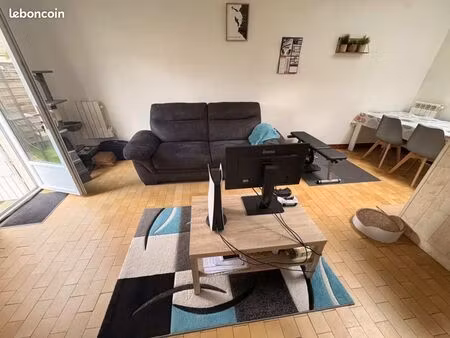 maison de ville a louer