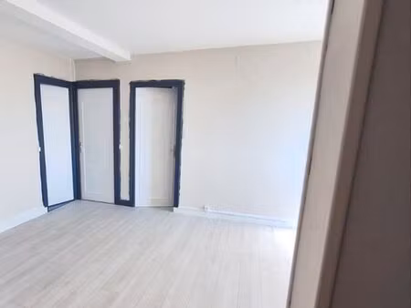appartement 3pieces lumineux calme a garchizy dans cadre verdoyant