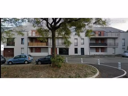 ? nantes st-joseph : t2 de 40 m² avec parking sécurisé