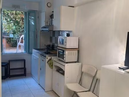 studio 1 pièce 18 m²