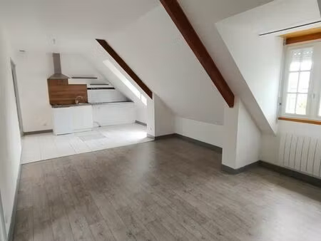 appartement 4 pièces plouvara avec jardin