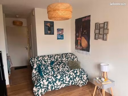 loue studio meublé proche fac