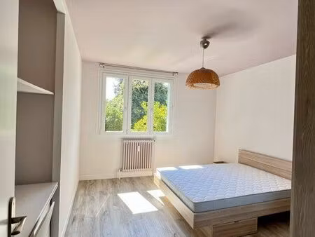 appartement t4 proche du campus