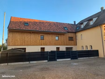 f4 triple à louer à ostheim