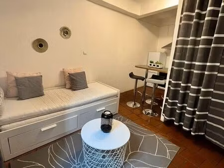 studio rénové idéal pour investisseur