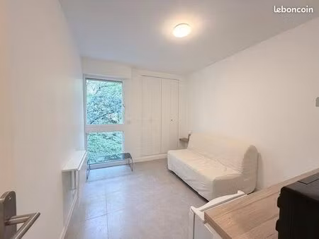 appartement 1 pièce 15 m²