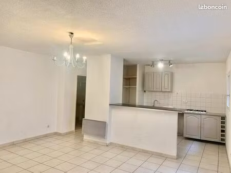 appartement 3 pièces 74 m²