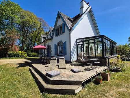 vente maison à landivisiau (29400) : à vendre / 224m² landivisiau
