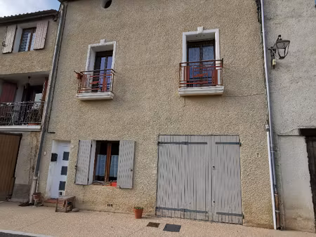 maison de ville avec jolie vue et grand garage