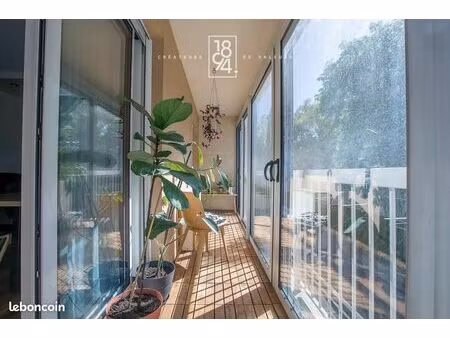 appartement 3 pièces 60 m²